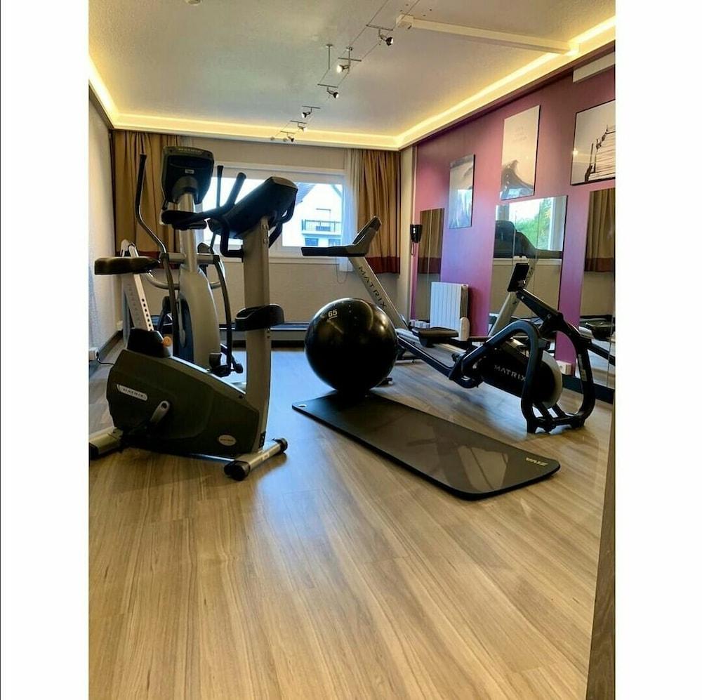 Mercure Strasbourg Aeroport Ostwald Bagian luar foto